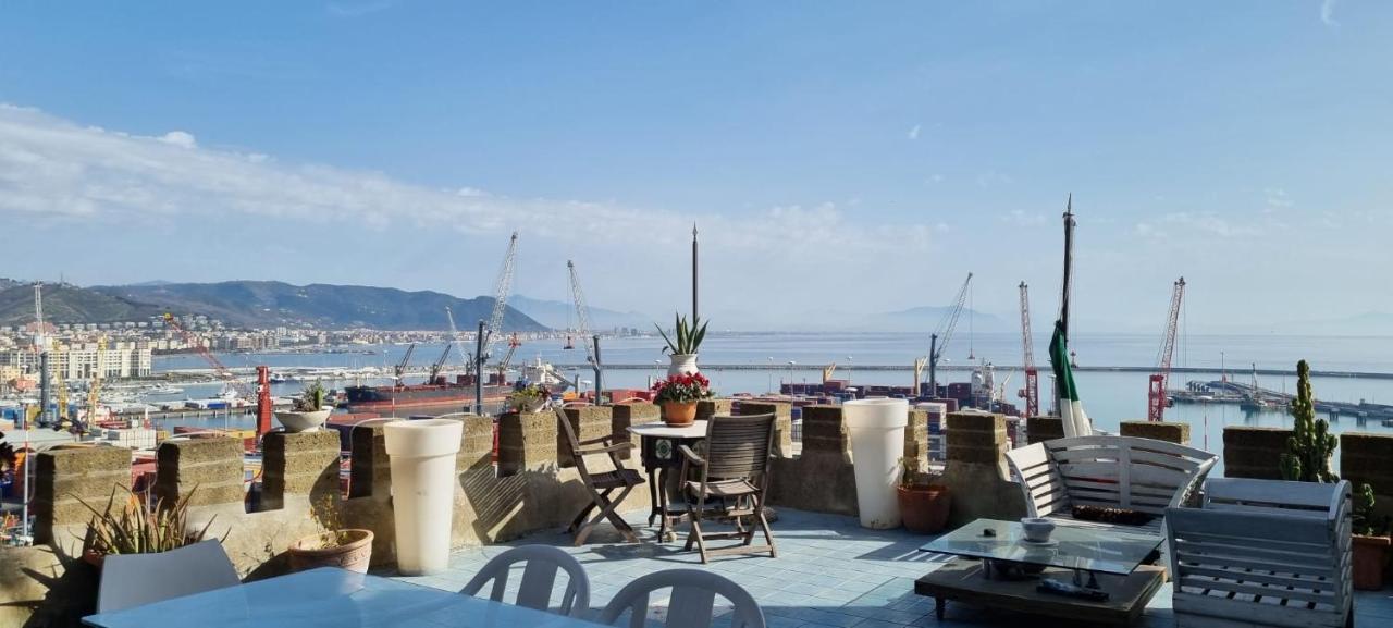 B&B Charming House Σαλέρνο Εξωτερικό φωτογραφία