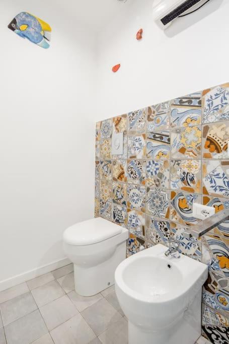 B&B Charming House Σαλέρνο Εξωτερικό φωτογραφία