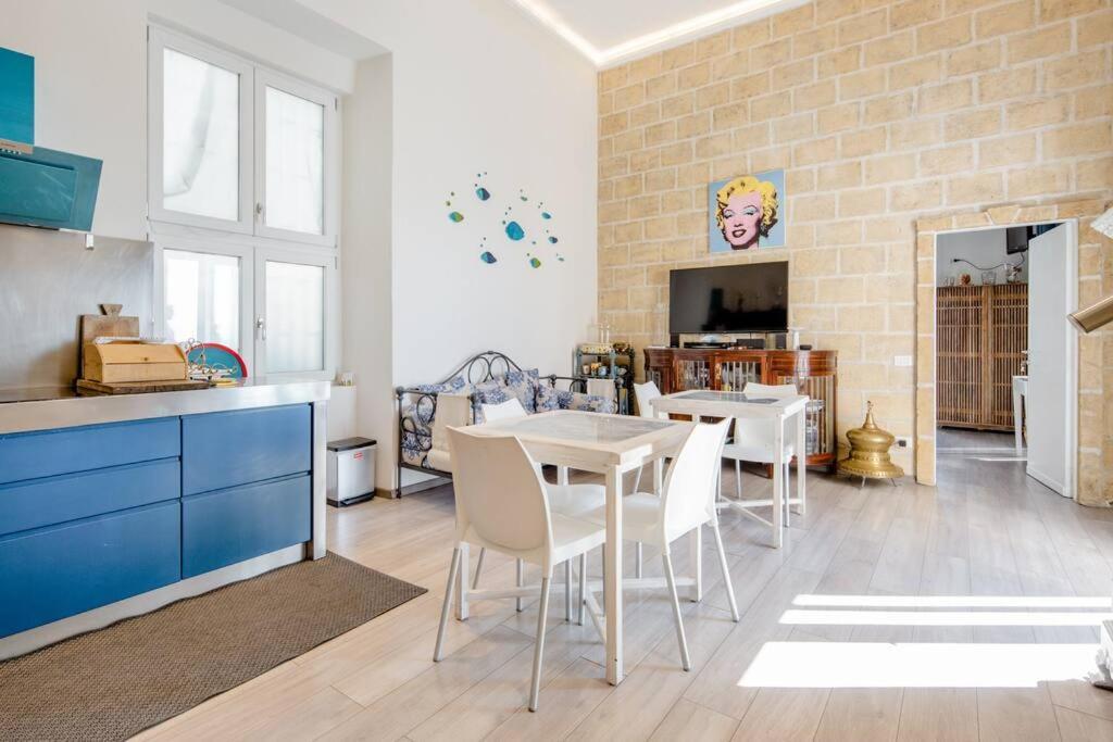 B&B Charming House Σαλέρνο Εξωτερικό φωτογραφία