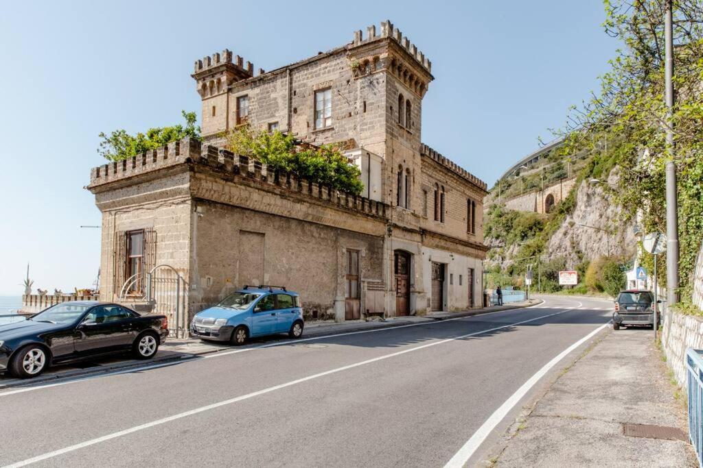 B&B Charming House Σαλέρνο Εξωτερικό φωτογραφία