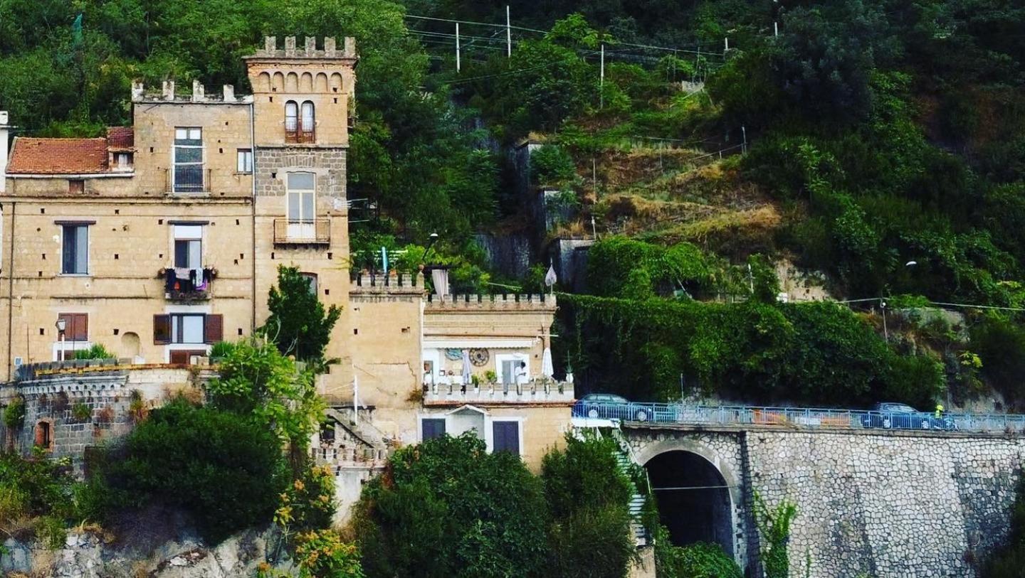 B&B Charming House Σαλέρνο Εξωτερικό φωτογραφία